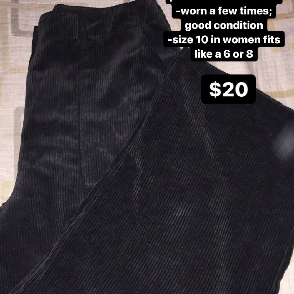 Corduroy black pants from Cotton On👌🏽